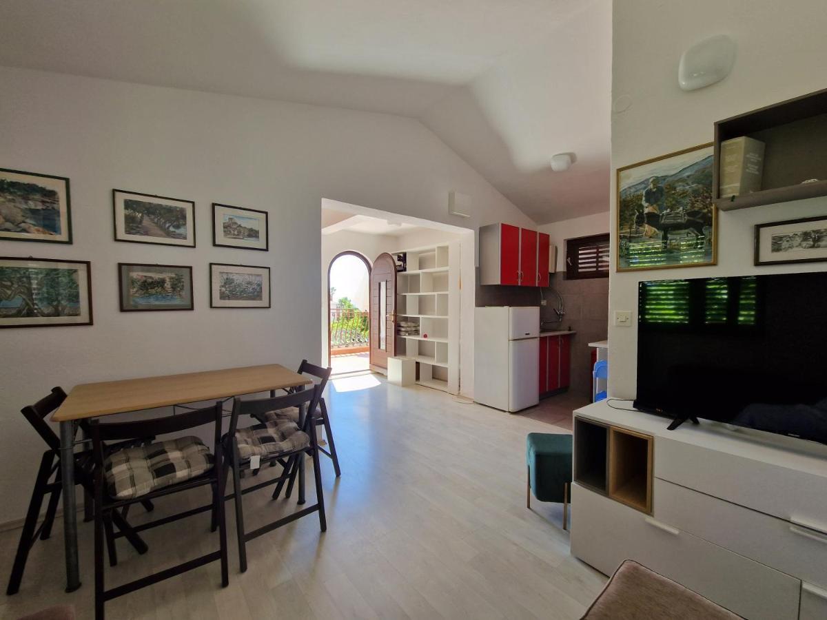 Apartments Dara Рогозница Екстериор снимка