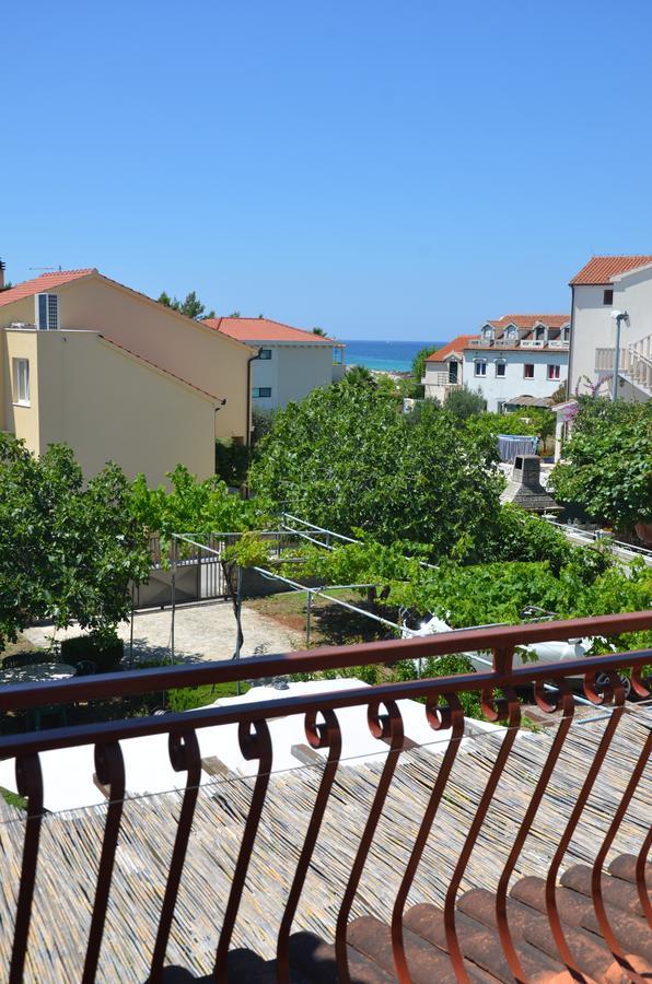Apartments Dara Рогозница Екстериор снимка