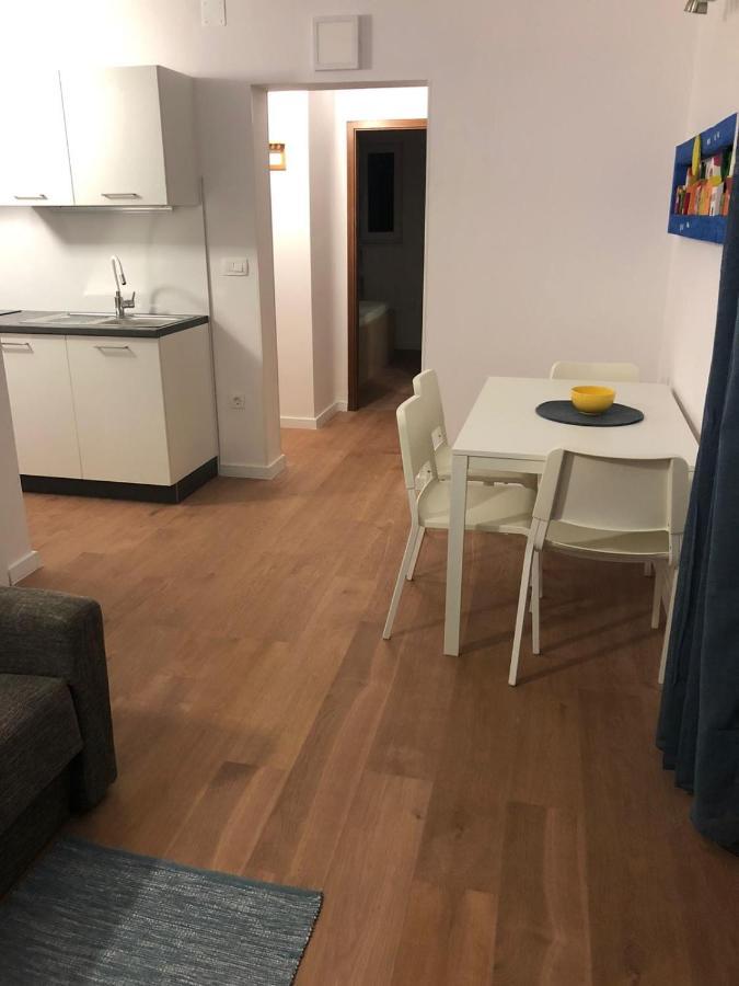 Apartments Dara Рогозница Екстериор снимка